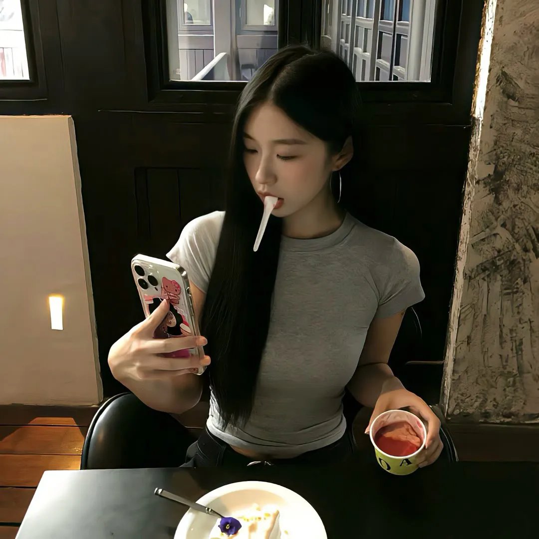 巨无霸封面